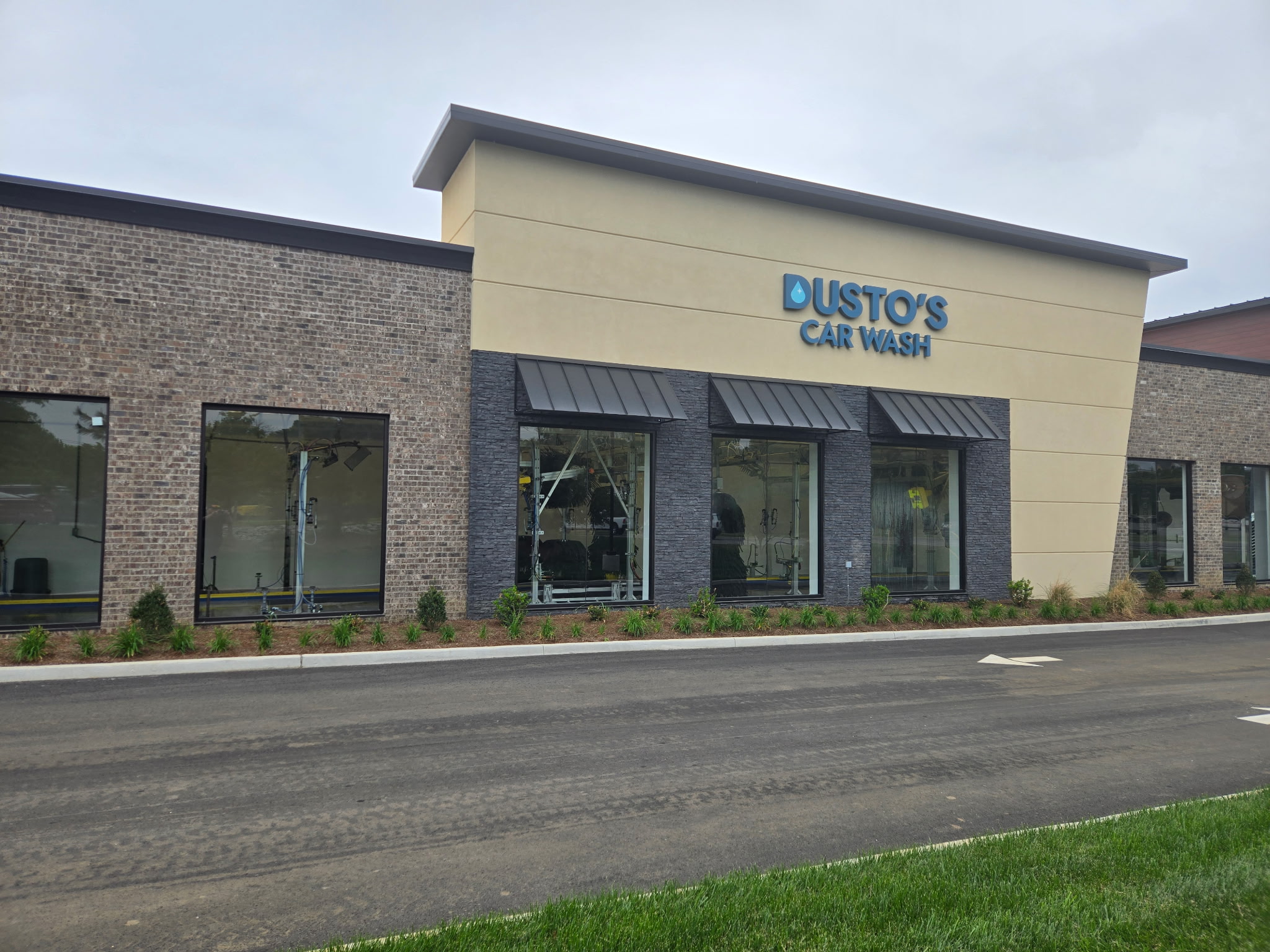 Dusto's commercial glass project